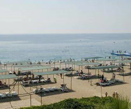 Aquabella Beach 4*