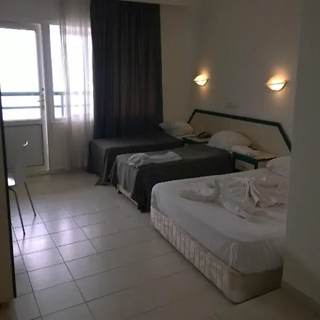 Hotel Aquabella Beach 4*