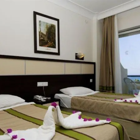 Aquabella Beach Hotel