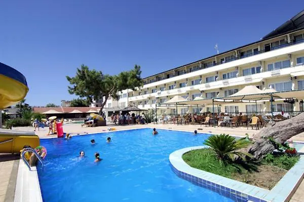 酒店 Aquabella Beach